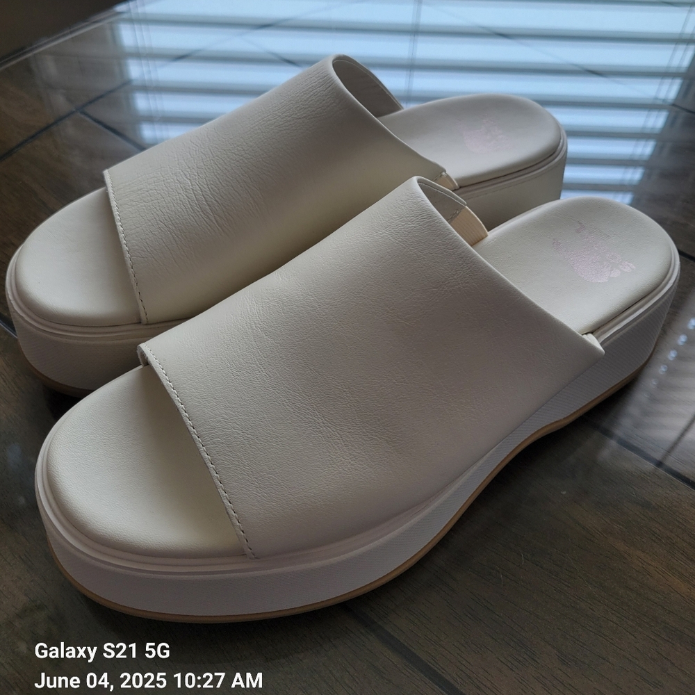 Sorel Dayspring Slide Chalk with Platform Sole